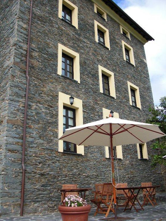 Гостьовий будинок Casa De Aldea El Conceyu Навія Екстер'єр фото